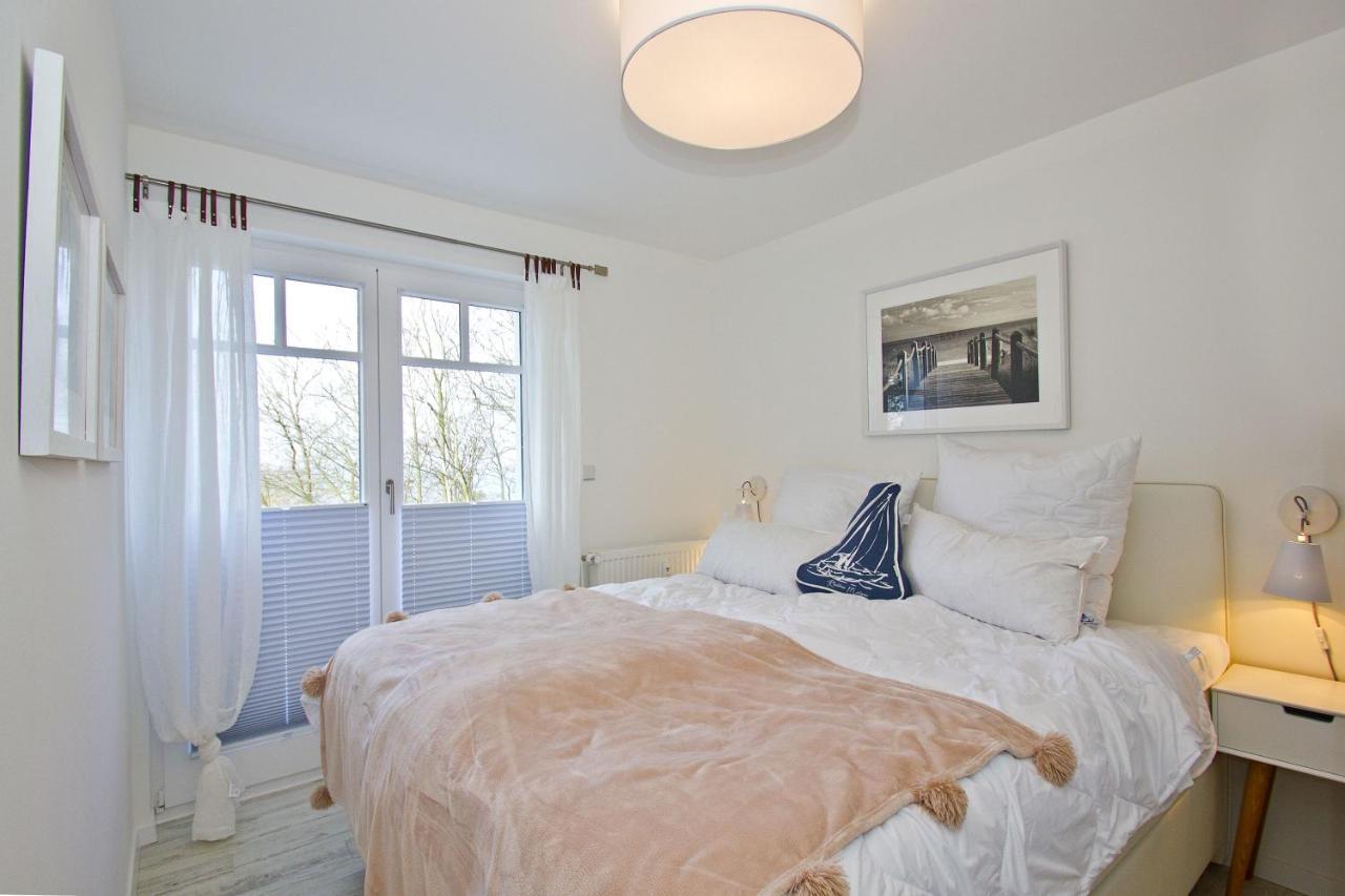 Moderne Ferienwohnung Mit Balkon, Meerblick - Ferienresidenz Zwei Boddenfewo 1-3 Lietzow Exterior foto
