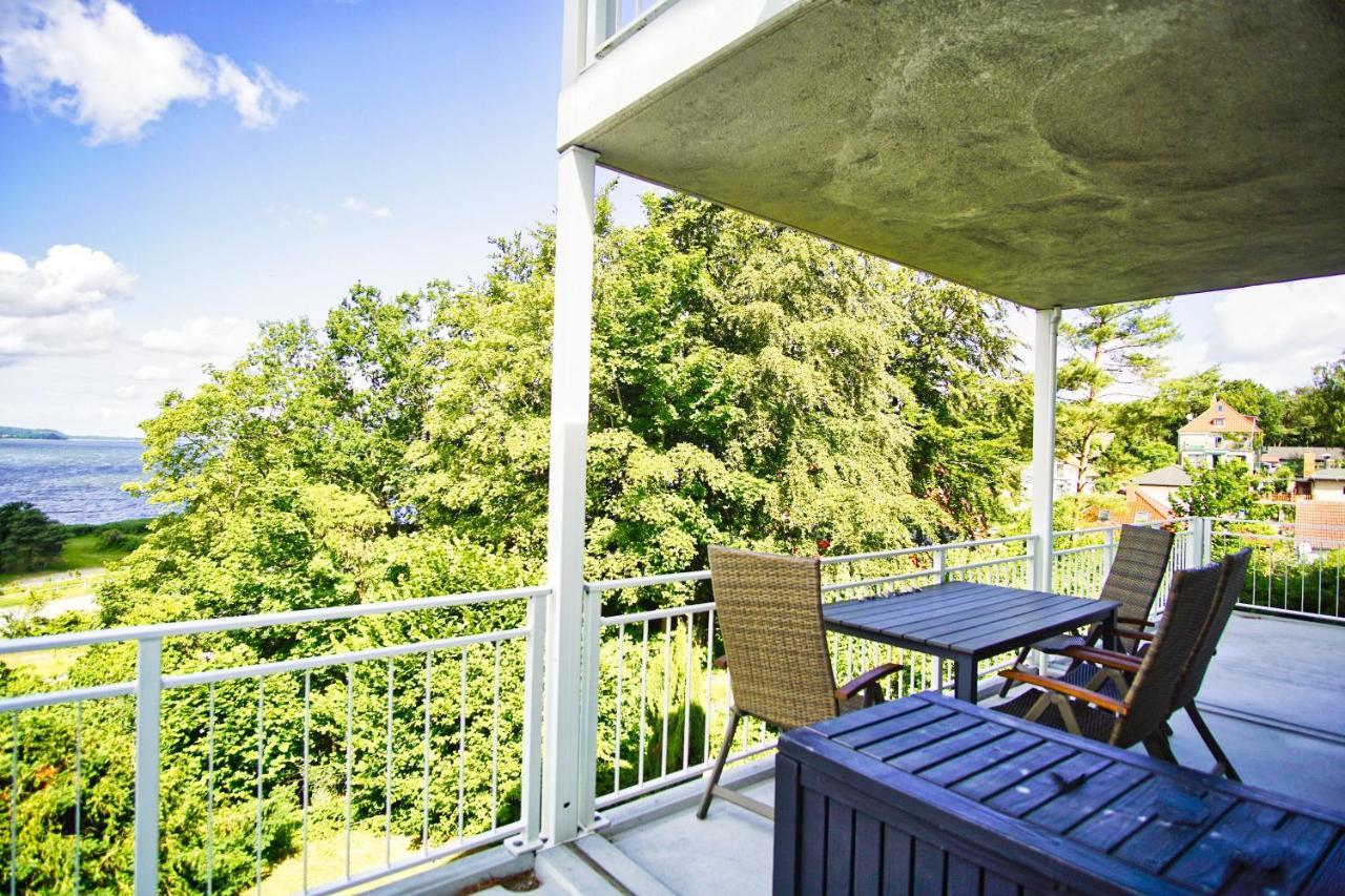 Moderne Ferienwohnung Mit Balkon, Meerblick - Ferienresidenz Zwei Boddenfewo 1-3 Lietzow Exterior foto